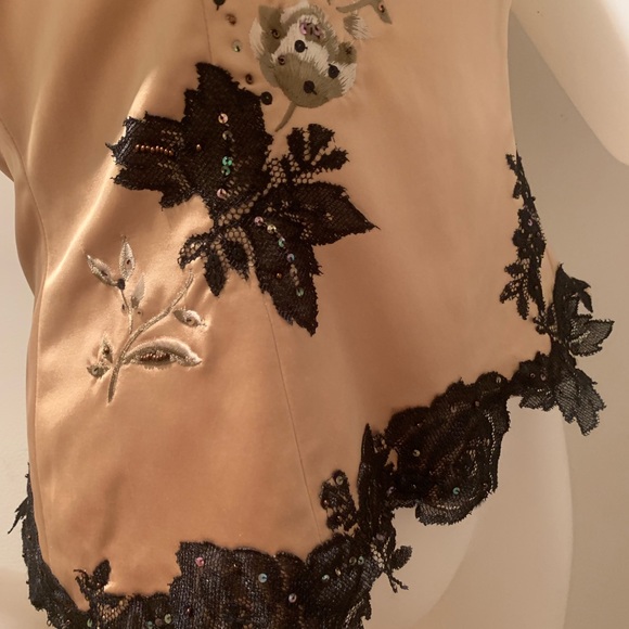 New gold lace beaded top - Picture 2 of 8